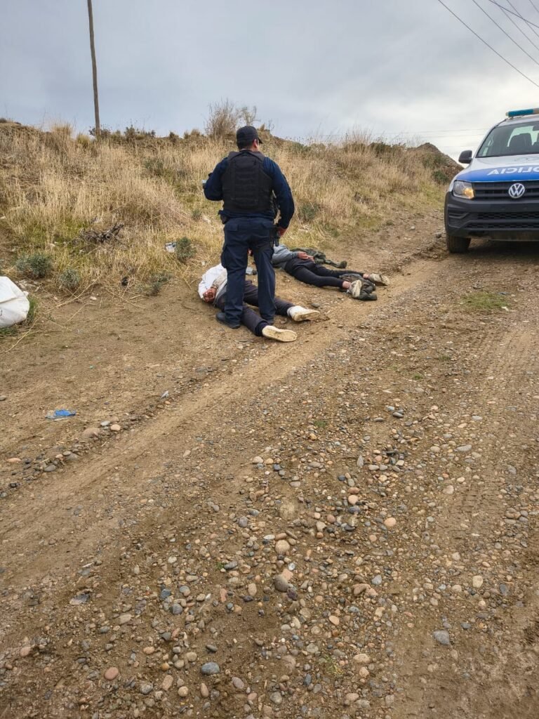 Robo de cables: dos detenidos y otros dos escaparon