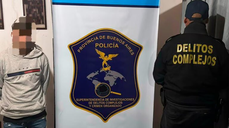 Se separó, clonó el perfil de su ex en redes sociales y usó sus datos para estafarla: quedó detenido