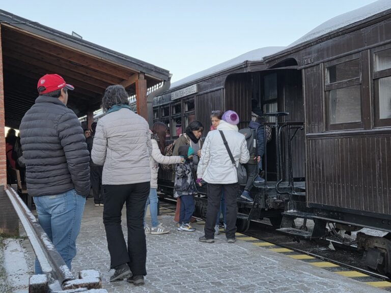 La Trochita sigue sumando salidas adicionales durante las vacaciones de invierno