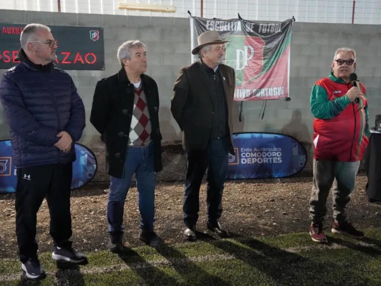 Portugués inauguró su cancha de césped sintético auxiliar y el flamante gimnasio