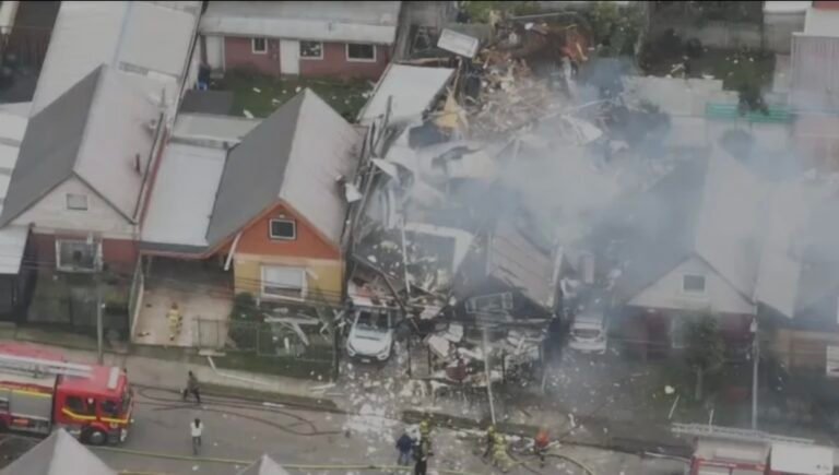 Explotó una casa en Temuco: hay una persona muerta y unos 40 vecinos evacuados