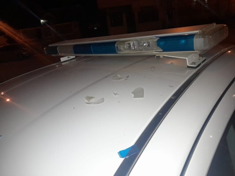 Un menor atacó a piedrazos a un patrullero tras un operativo policial