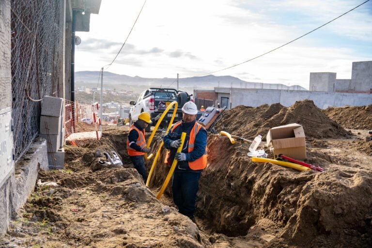 Continúan los avances de la obra de gas de barrio Acceso Sur que beneficiará a más de 200 familias