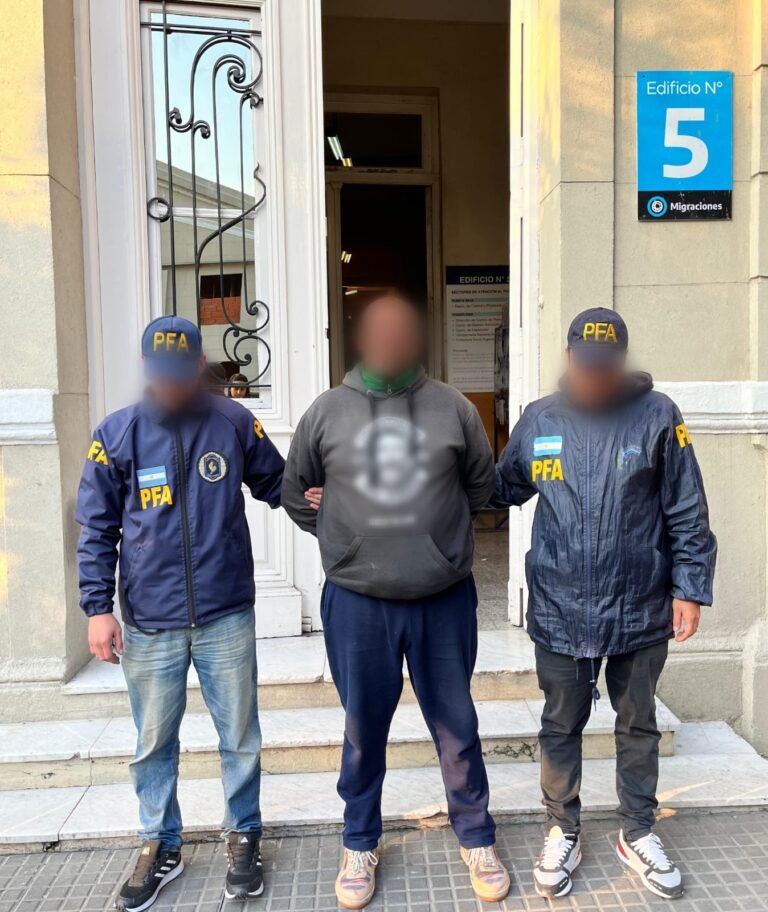 Deportan a un hombre uruguayo con múltiples antecedentes penales