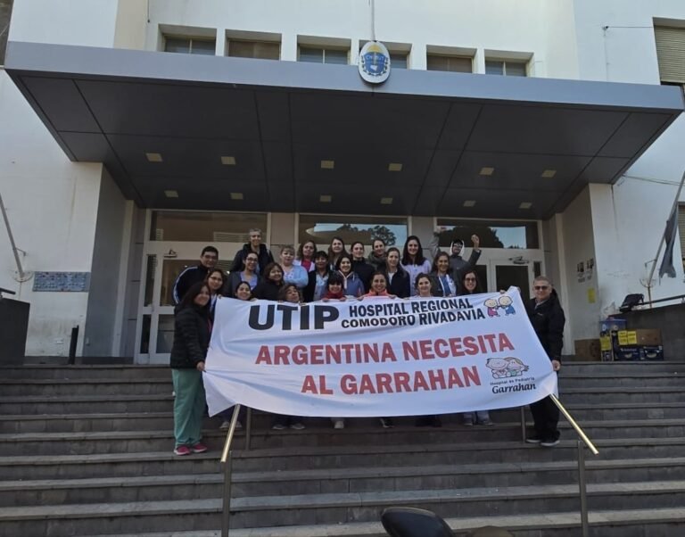 “Proteger al Garrahan es proteger a la Nación”: el Hospital Regional se sumó al abrazo simbólico en su apoyo