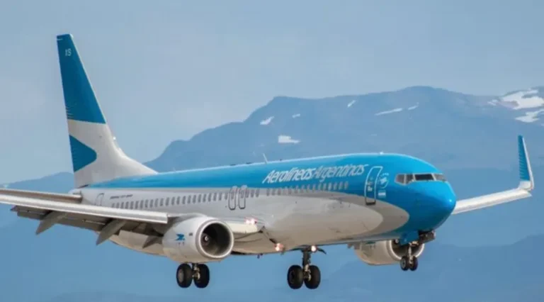 Anuncian un nuevo paro de pilotos que afectará los vuelos durante 24 horas