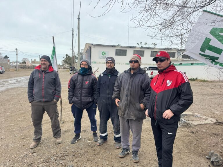 Trabajadores del Centro de Descontaminación Industrial retienen servicios por falta de pago