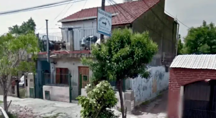 Una mujer ahorcó y mató de un ladrillazo a su beba de 8 meses y prendió fuego la casa para ocultar el crimen