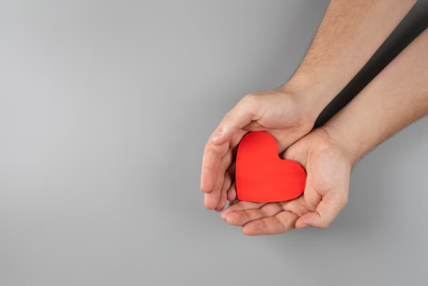 Lanzan colecta para Pablo Ríos, médico comodorense que necesita un trasplante