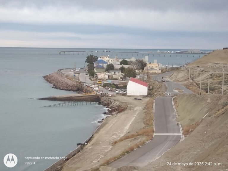 Jueves con poco cambio de la temperatura y cielo nublado