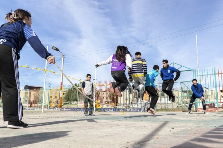 Una multitud participó del cierre del mes de las infancias en el barrio 30 de Octubre