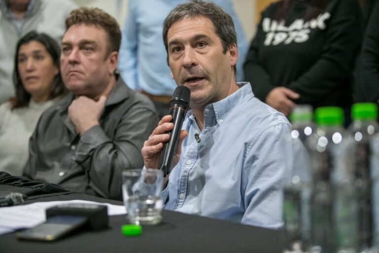 Luque: “No me van a correr de mi tarea de llevar soluciones a la gente”