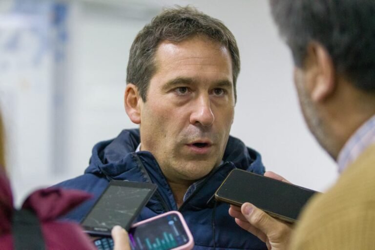 Luque: “El PRO le votó todo a Milei y siempre dijimos que son lo mismo”