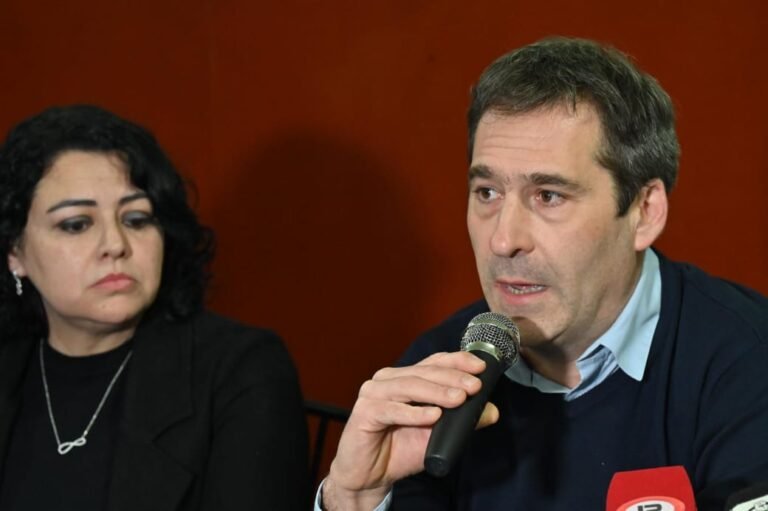 “No les tengo miedo a la campaña sucia porque sé que es lo único que saben hacer” disparó Luque