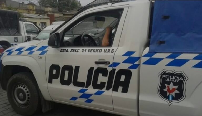 Escándalo: descubrió a su marido policía en ropa interior con una compañera dentro de la comisaría