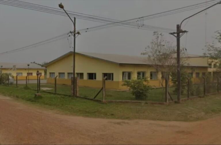 Escándalo: una docente le cobraba hasta $100 mil pesos a sus alumnos para aprobarlos