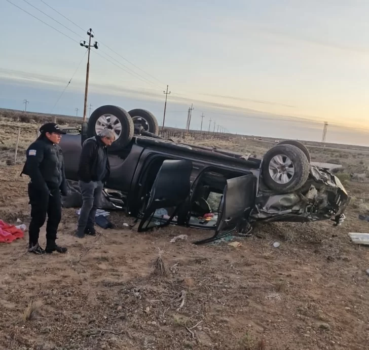 Se quedó dormido al volante y volcó: tres mujeres fueron hospitalizadas