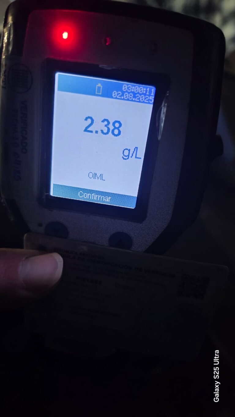 Lo pararon en un control en Sarmiento y 9 de Julio y dio positivo en alcoholemia