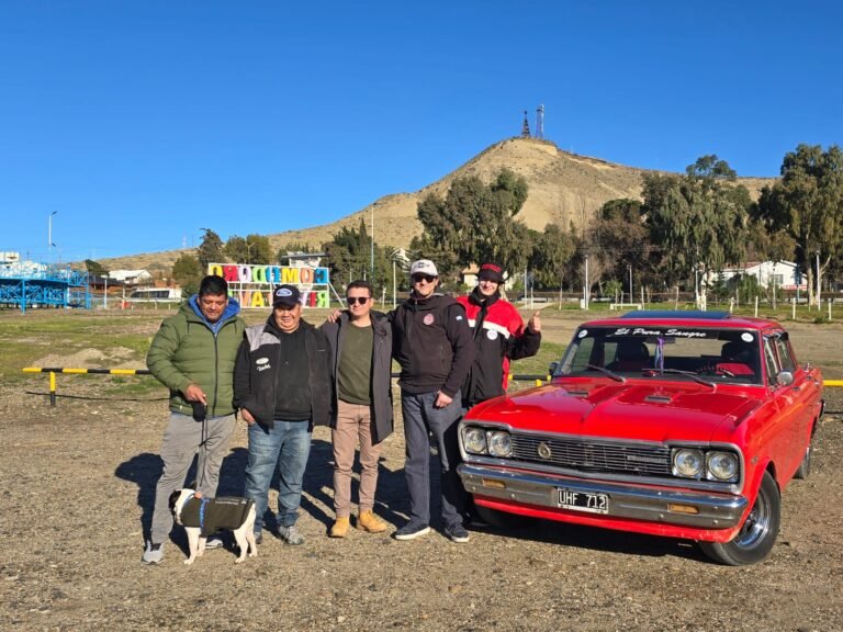 Autos clásicos y solidaridad: realizarán una exhibición a beneficio del merendero “Arroz con Leche”