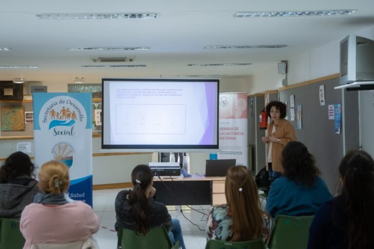 Este sábado se realizará un conversatorio sobre lactancia materna, crianza y salud perinatal