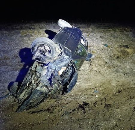 Un joven alcoholizado robó el auto de su padre y volcó junto a sus amigos