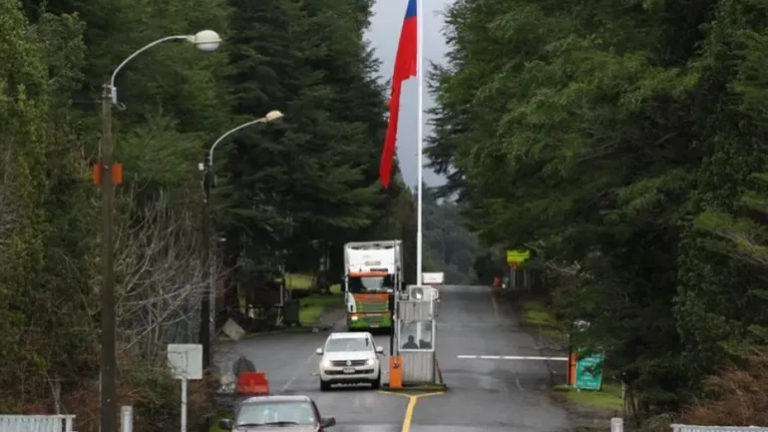 Finde largo y compras en Chile: cómo hacer para traer heladeras, cocinas y lavarropas