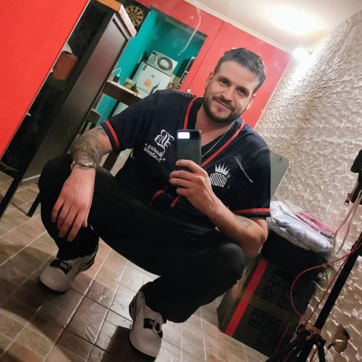 Misterio en Caleta Olivia: desapareció hace cuatro días y encontraron ropa suya en una playa