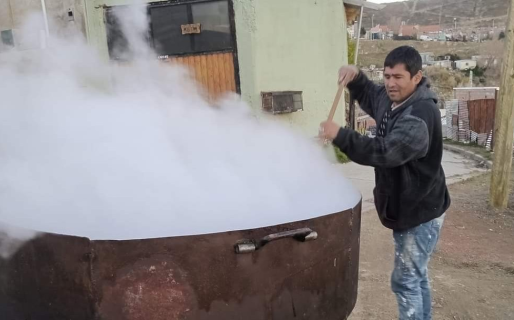 Solidaridad en acción: juntan donaciones para ollas populares y ayudar a quienes más lo necesitan