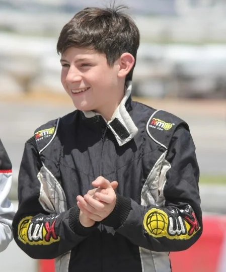 Venden sorrentinos para que un joven piloto comodorense compita en el Campeonato Argentino de Karting