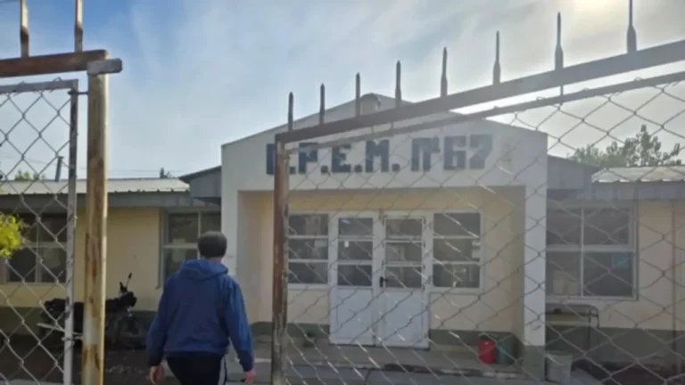 Alarma: un estudiante entró con un arma de aire comprimido a un colegio