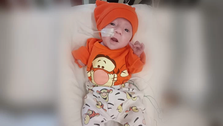 Amir, el bebé con cardiopatía congénita, avanza en su recuperación tras dejar terapia intensiva