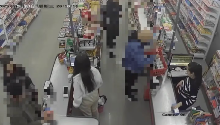 Denunciaron a dos empleadas de un supermercado: daban su alias al momento de cobrar y se llevaron $7 millones