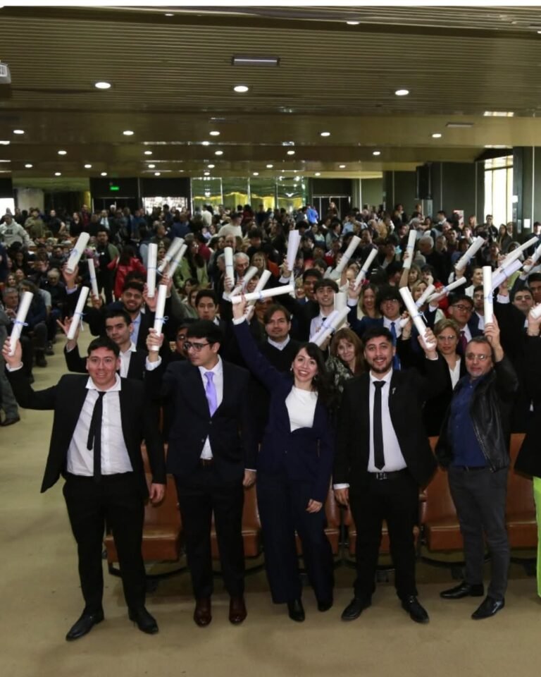 Con 129 egresados, la UNPSJB celebró su segundo acto de colación de grado