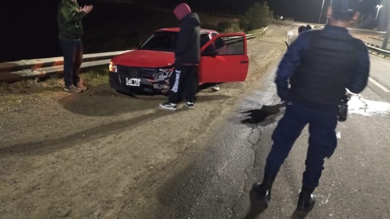 Perdió el control del auto y despistó en Ruta 3: iba borracho y sin seguro