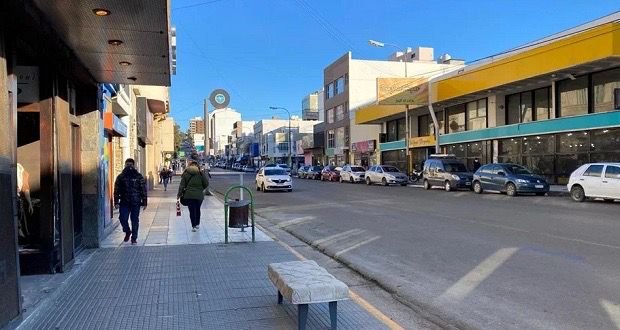 El lunes será feriado para el sector mercantil y no habrá atención al público