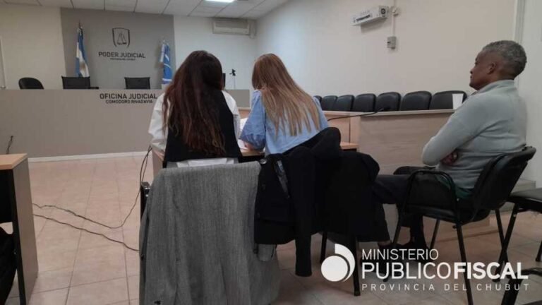 Liberaron al hombre que se atrincheró con sus hijos portando un arma blanca