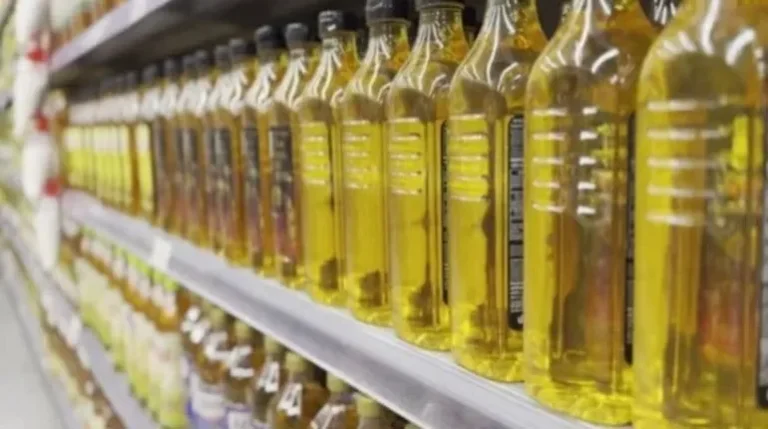 Piden retirar dos marcas de aceites de oliva: por qué las prohibió la ANMAT