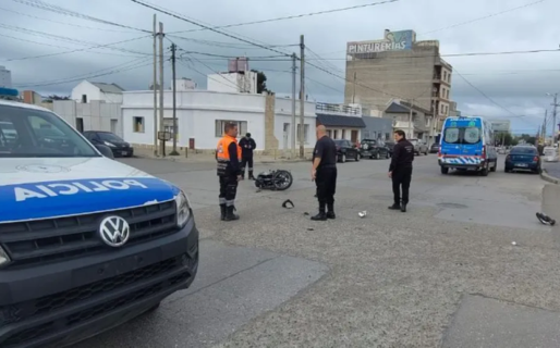 Un motociclista debió ser trasladado al hospital tras un choque