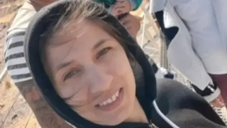 Dieron de alta a la mujer que perdió a su familia en la tragedia de la Ruta 5