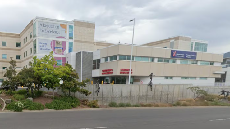 Una mamá torturó a su beba de cuatro meses y el papá dijo que la maltrataba porque “quería un varón”