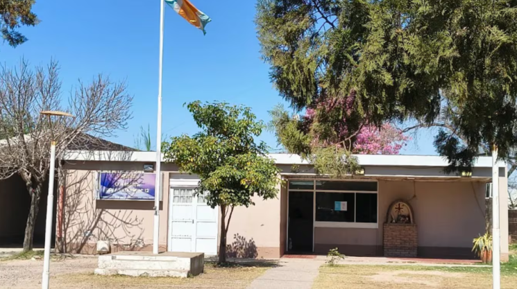 Fue a bailar y su exnovia le robó la moto: fingió haber perdido el ticket del estacionamiento para llevársela