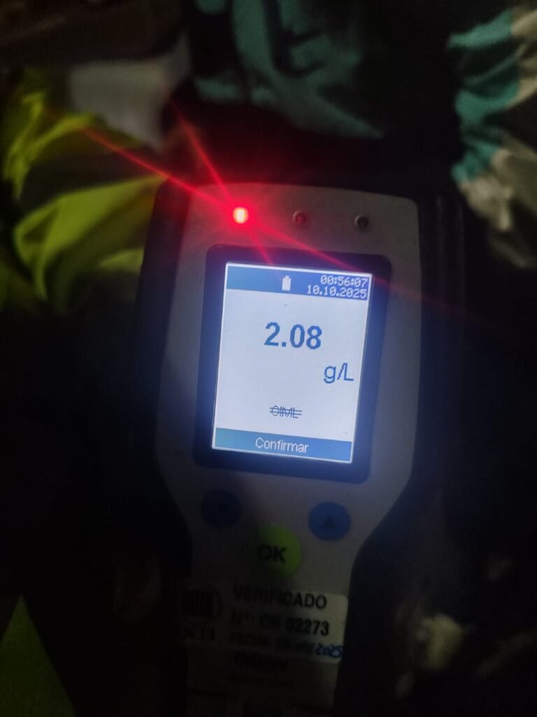 Choque en Laprida: un conductor ebrio y sin documentación provoca un accidente en la ruta 25 de mayo