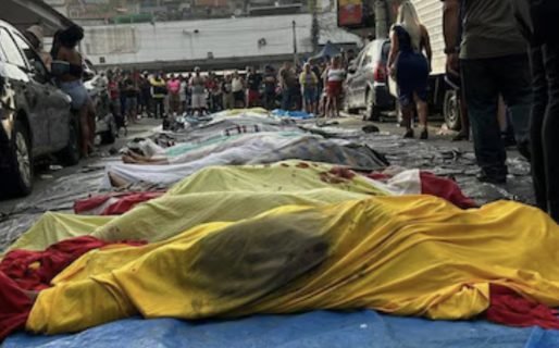 Hallaron otros 50  cadáveres en las favelas y los vecinos los acumularon en las calles