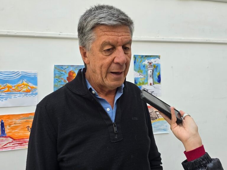 Menna destacó el acompañamiento de la ciudadanía a la quita de fueros, que recibió un apoyo del 65% en las urnas