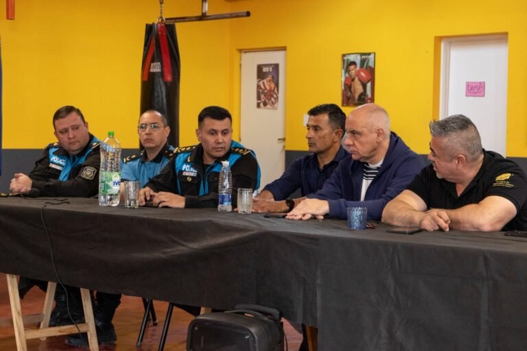 Reunión entre Municipio y Provincia con vecinalistas de zona sur para abordar temas de seguridad