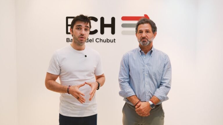 Anuncian medidas financieras “para darles alivio a los trabajadores de la provincia, a los jubilados y a las familias chubutenses”