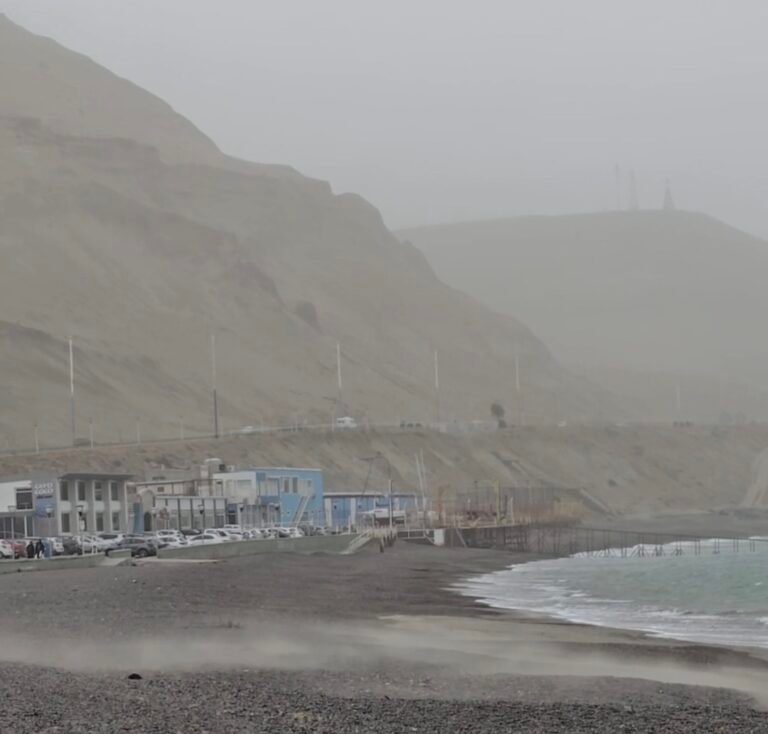 Viernes ventoso con alerta naranja vigente
