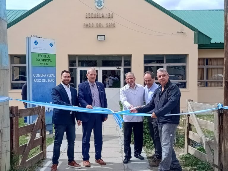 Paso del Sapo celebró la renovación total de su escuela rural