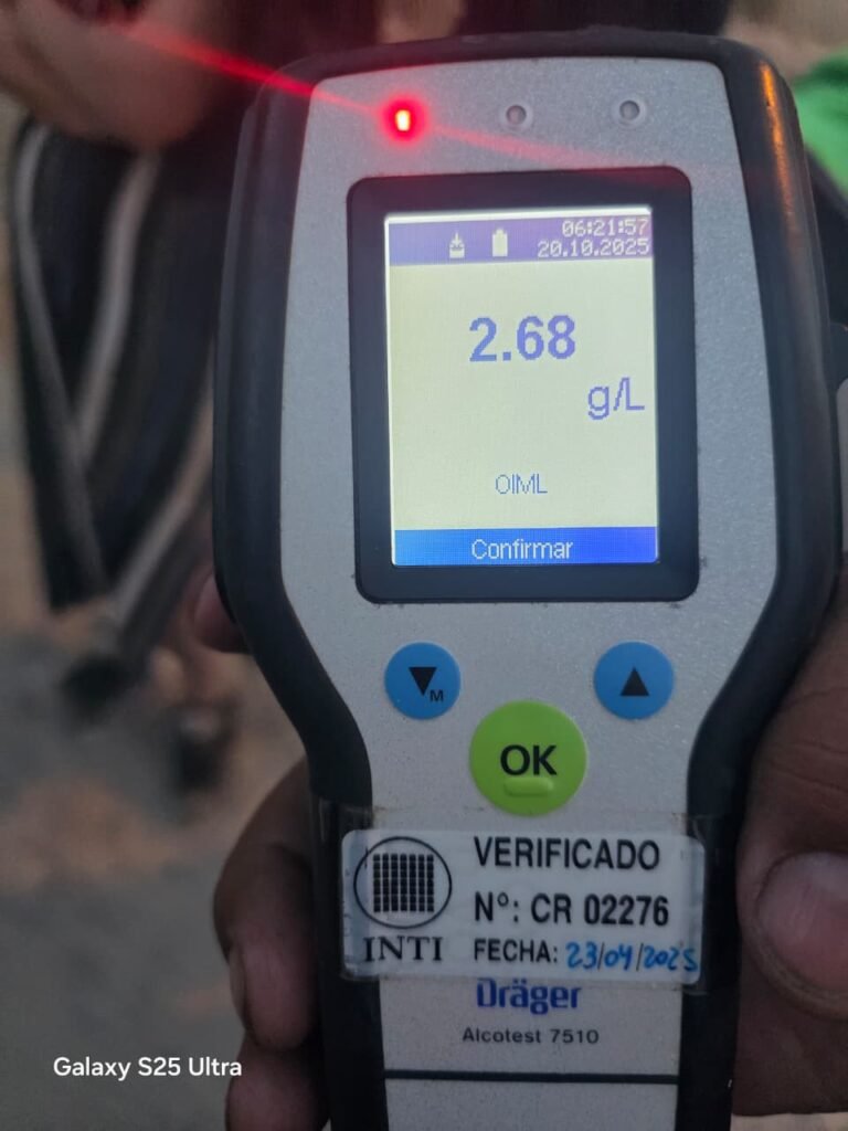 Manejaba alcoholizada y volcó en el barrio Moure: tenía 2,68 g/L de alcohol en sangre