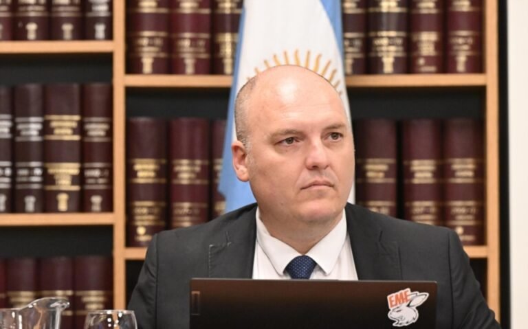 Insólito: un juez utilizó IA en un fallo y anularon la condena